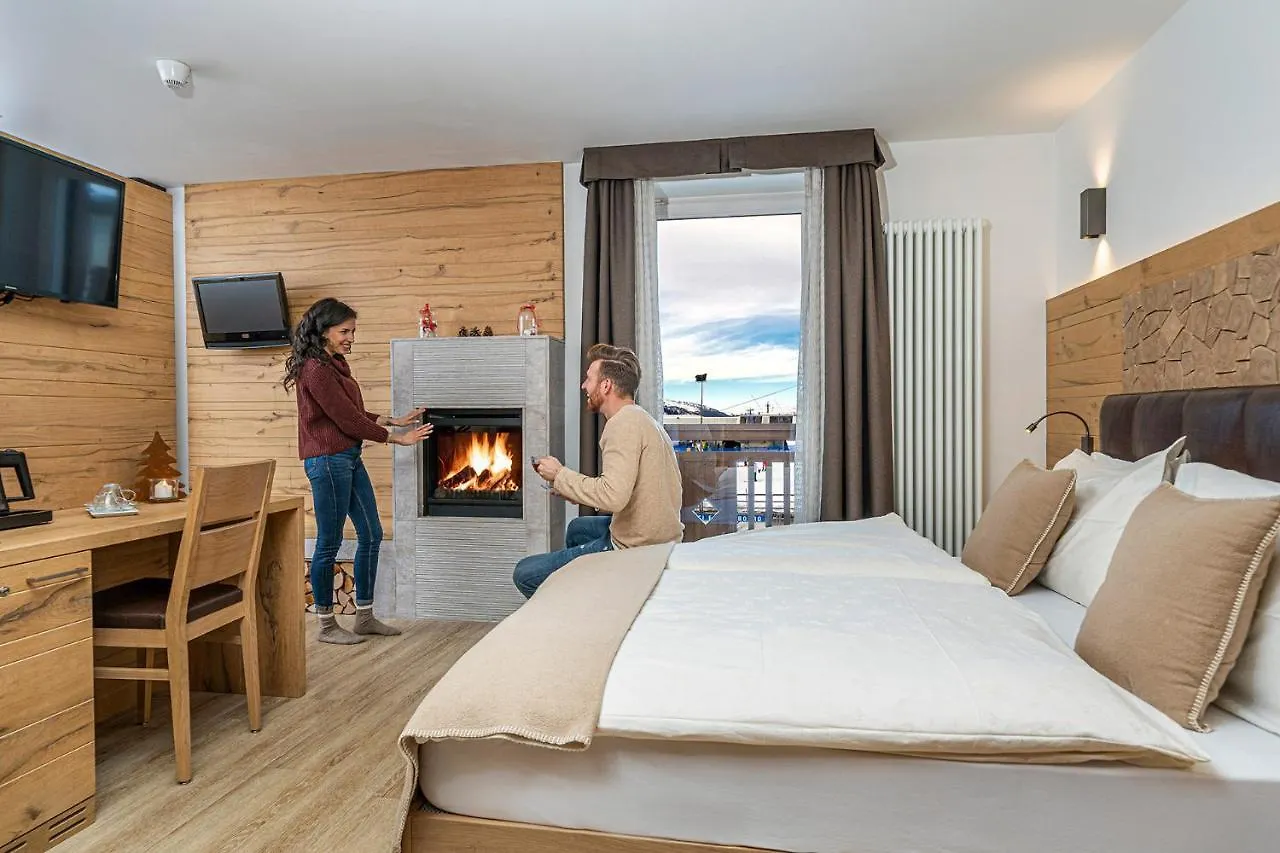 Hotel La Torretta Passo del Tonale 3*,  Italia