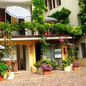 La Fattoria 2 Apartment